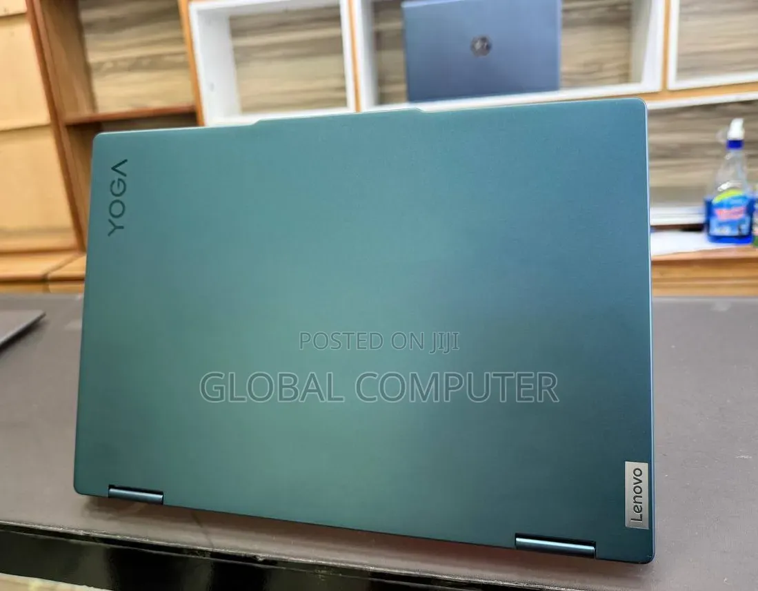 New Laptop Lenovo Yoga 700 16GB Intel Core Ultra 7 SSD 512GB
