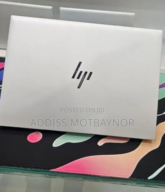 New Laptop HP EliteBook 840 10 16GB Intel Core i7 SSD 512GB