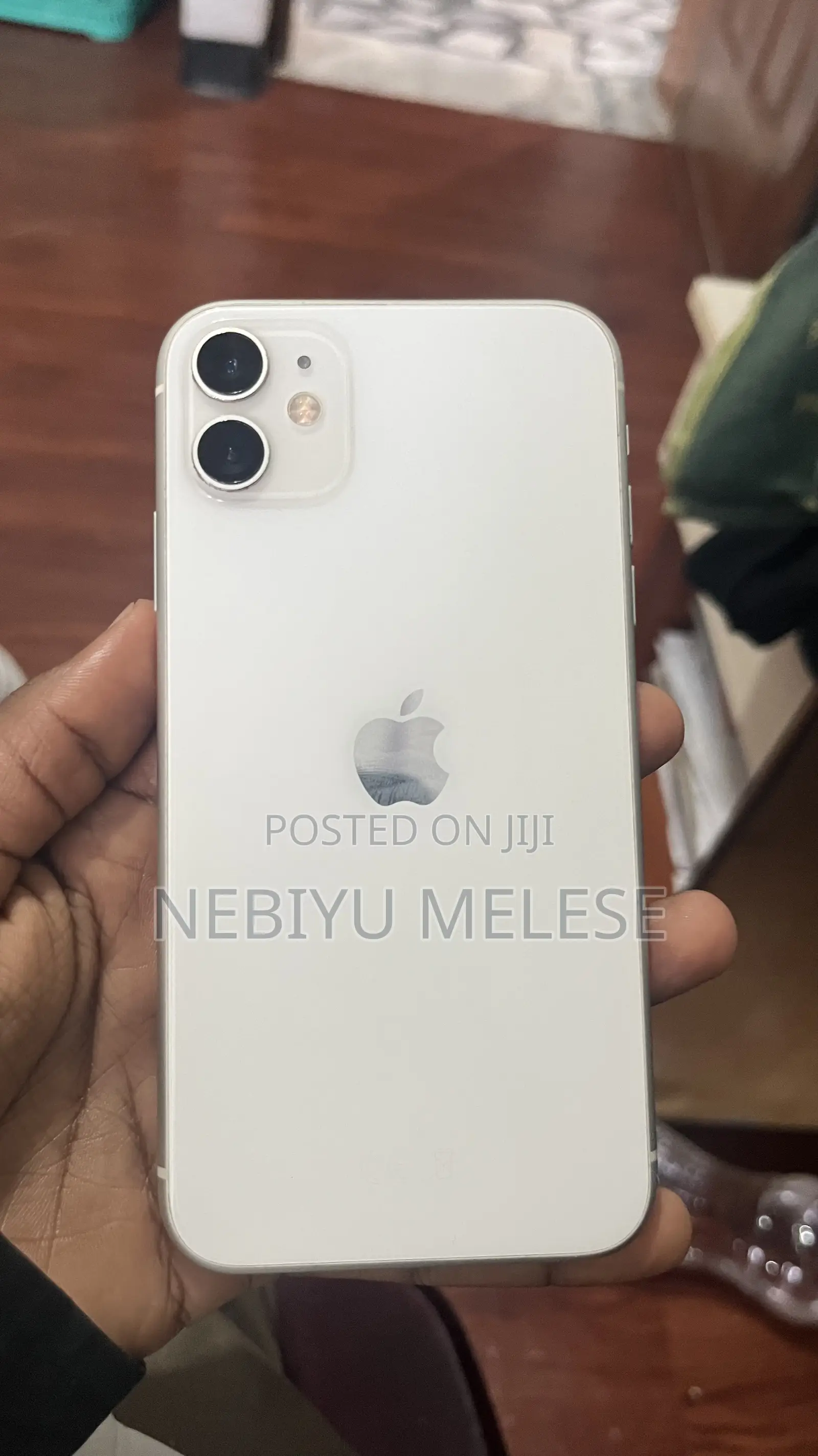 Apple iPhone 11 64 GB White