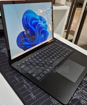 New Laptop Microsoft Surface Laptop 3 16GB Intel Core i7 SSD 256GB
