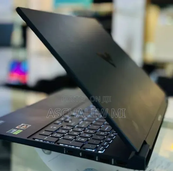New Laptop HP Victus 15 16GB AMD Ryzen 7 SSD 512GB