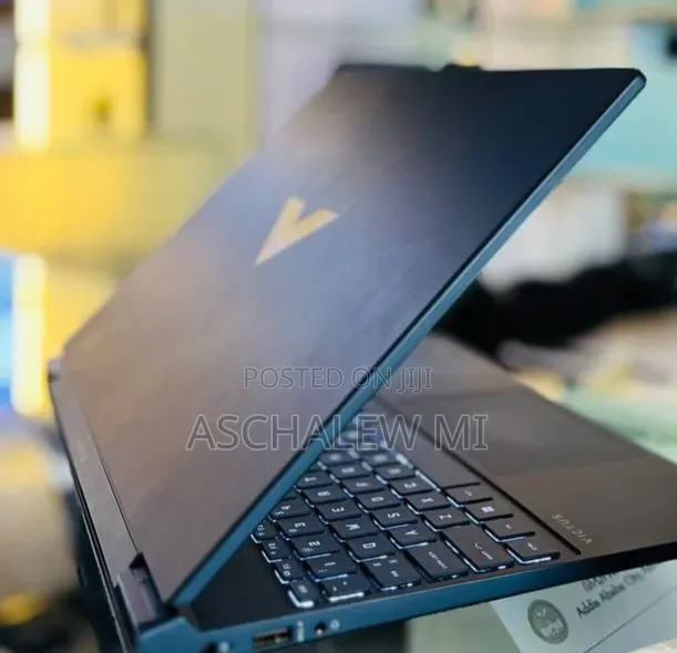 New Laptop HP Victus 15 16GB AMD Ryzen 7 SSD 512GB