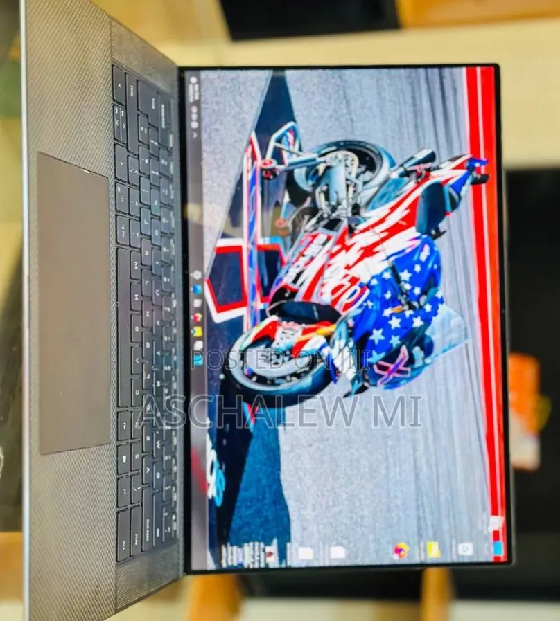 New Laptop Dell Precision 5560 16GB Intel Core i7 SSD 512GB