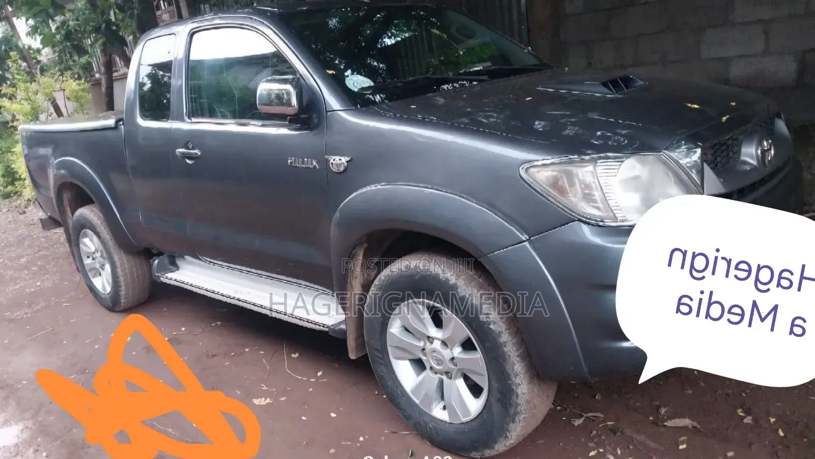 Toyota Hilux 2010 Gray