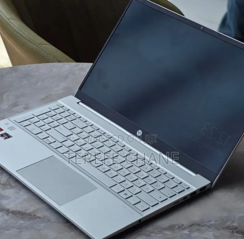 New Laptop HP Pavilion 15 16GB AMD Ryzen 5 SSD 512GB
