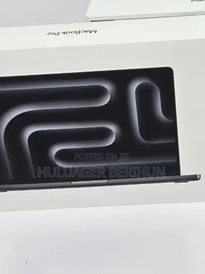 New Laptop Apple MacBook Pro 2024 M4 24GB Apple M4 Pro SSD 512GB