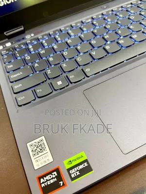 New Laptop Lenovo Legion Pro 7 16GB AMD Ryzen 7 SSD 512GB
