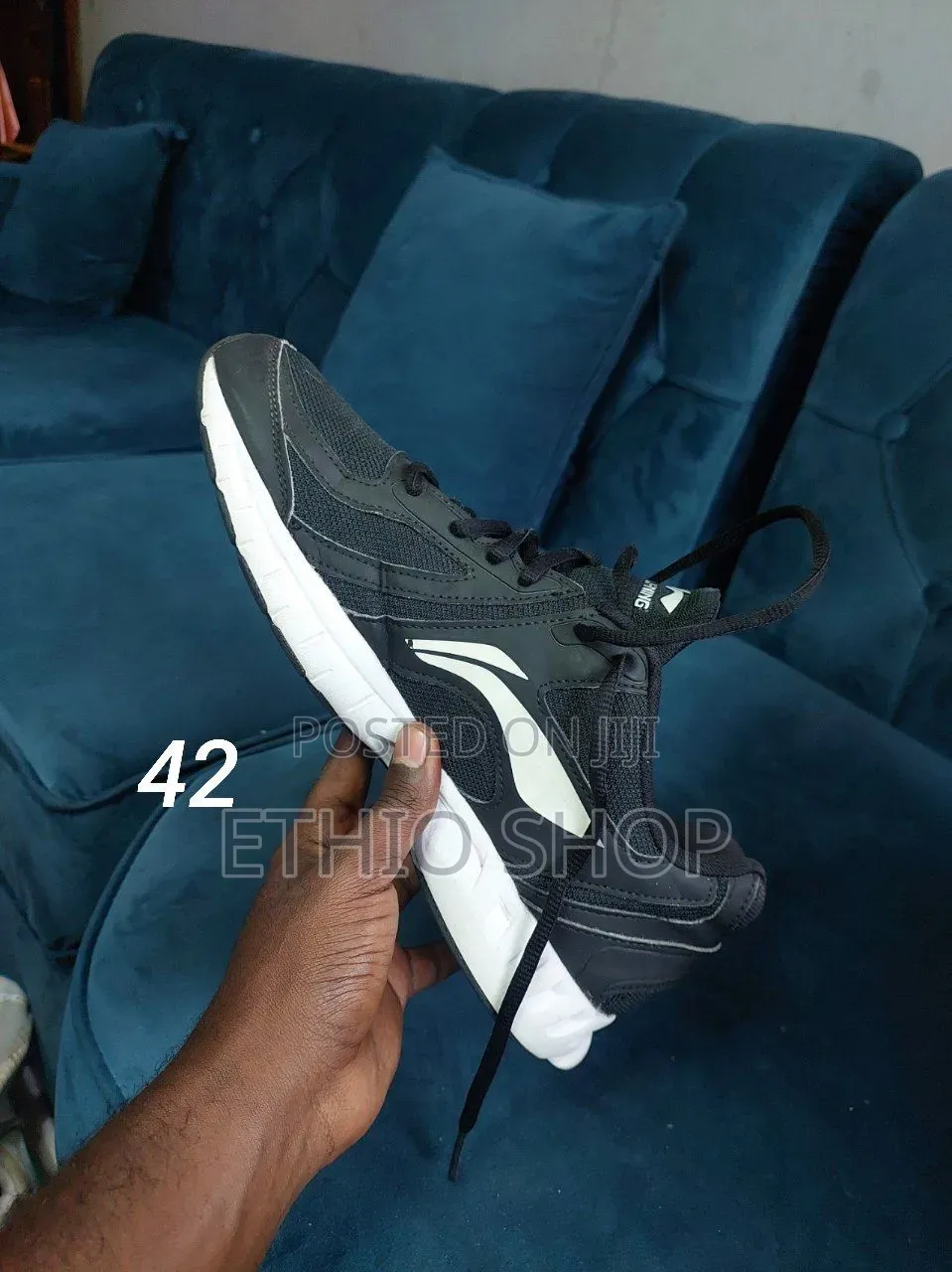 Torshin Shoes,ቦንዳ