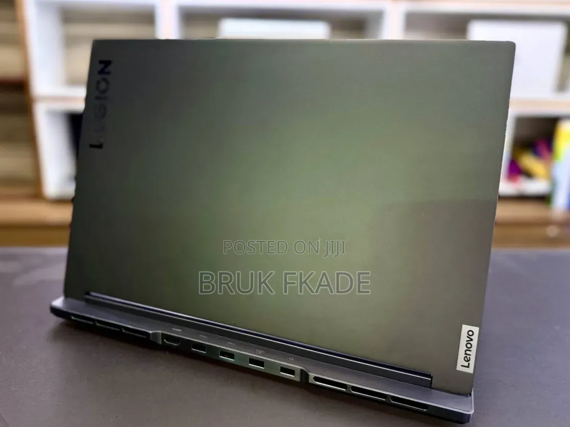 New Laptop Lenovo Legion 5i 16GB Intel Core i7 SSD 512GB