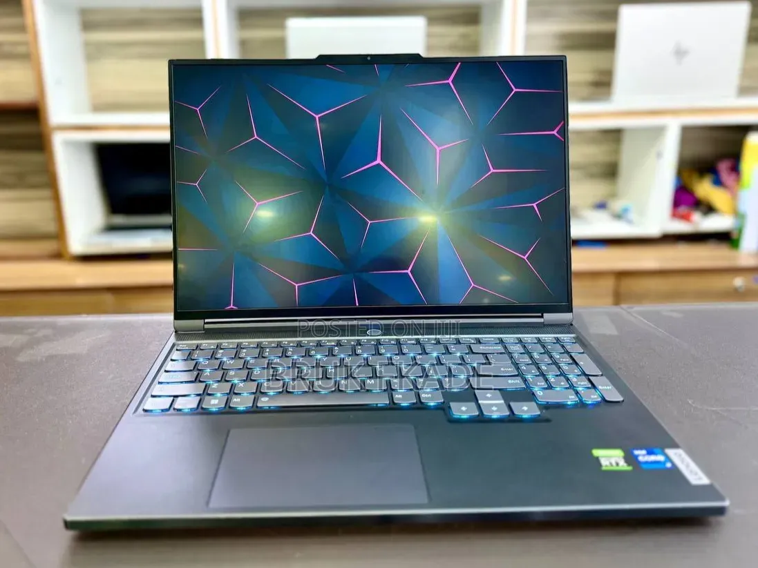 New Laptop Lenovo Legion 5i 16GB Intel Core i7 SSD 512GB