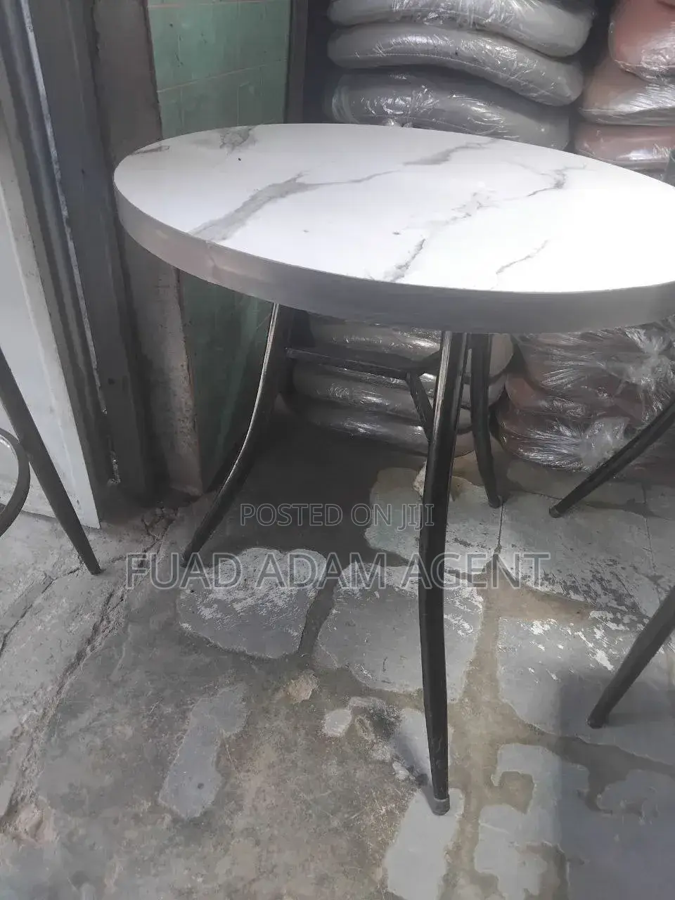 Modern Marble Top Table የማርብል ጠረጴዛ