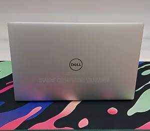 New Laptop Dell XPS 15 9500 16GB Intel Core i7 SSD 512GB
