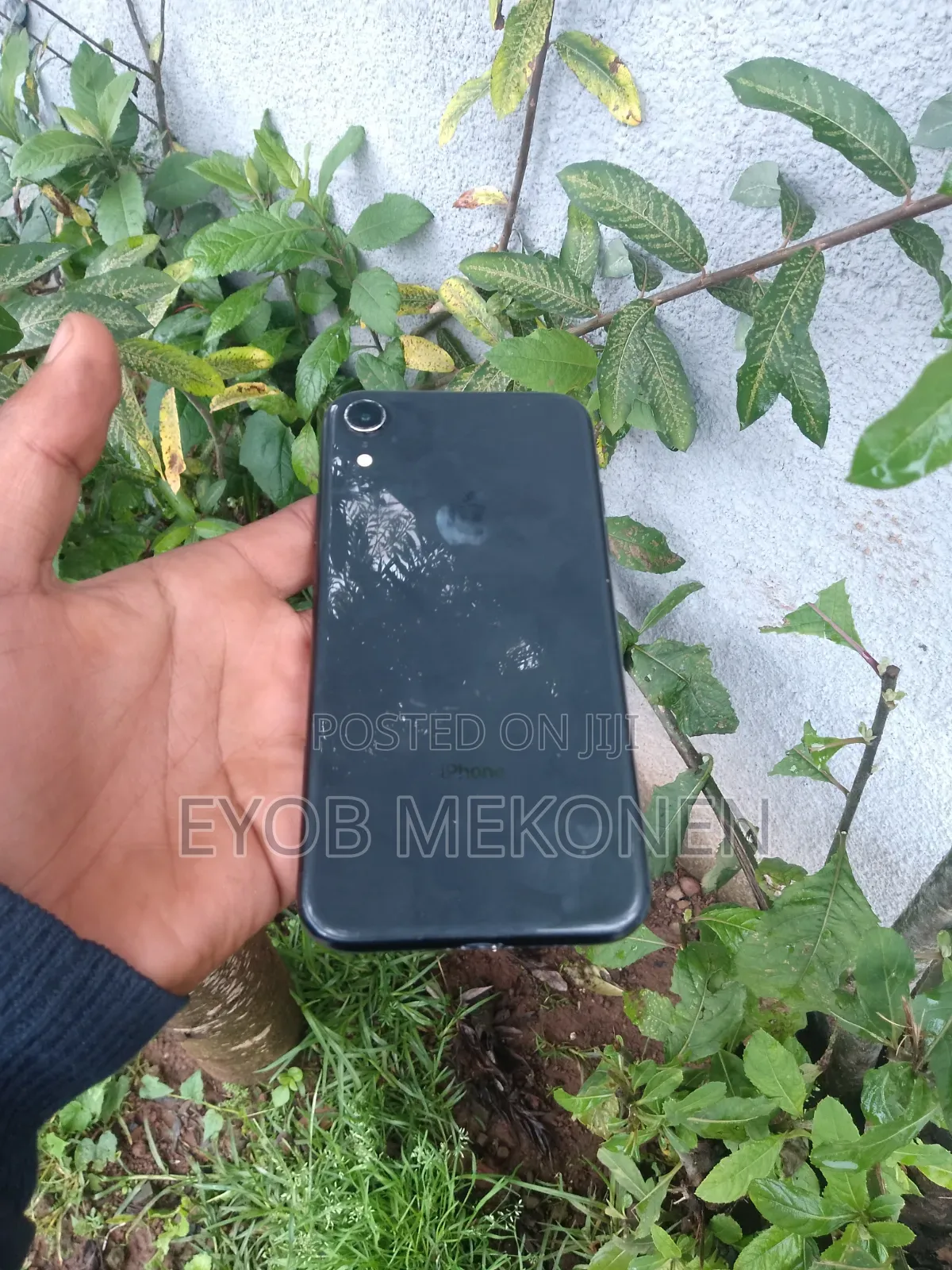 New Apple iPhone XR 64 GB Black