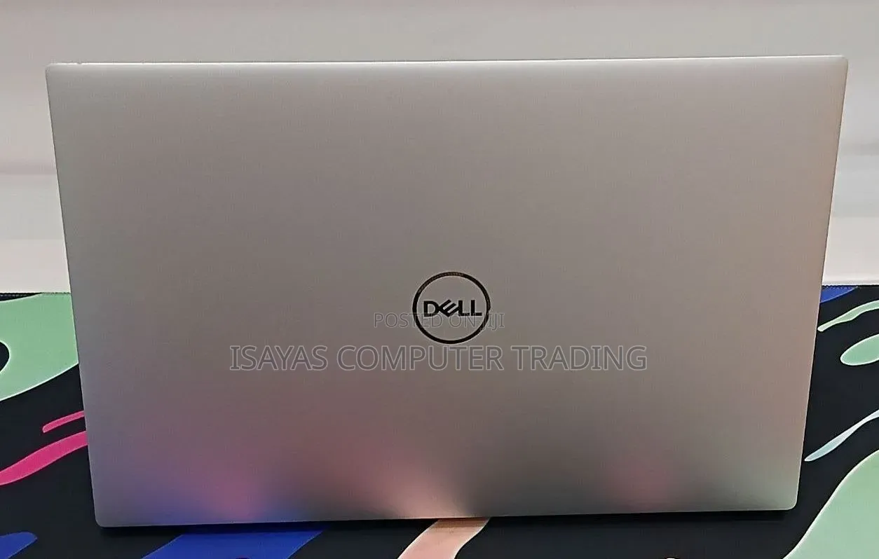 New Laptop Dell XPS 15 9500 16GB Intel Core i7 SSD 512GB