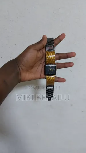 LV WATCH Is a Traditional Watch With Moving Hands (Analog)