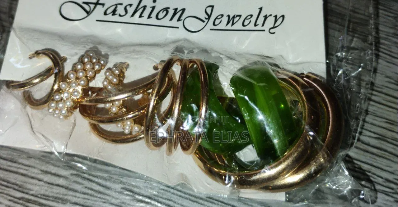 Earrings for Women's