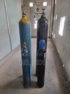 99.9% Pure Oxygen Cylinder for Medical Emergency Applications