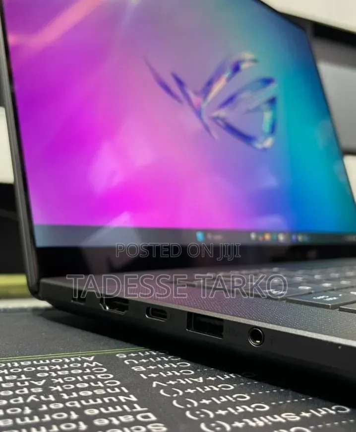 New Laptop Asus ROG Zephyrus G15 32GB Intel Core Ultra 9 SSD 1T