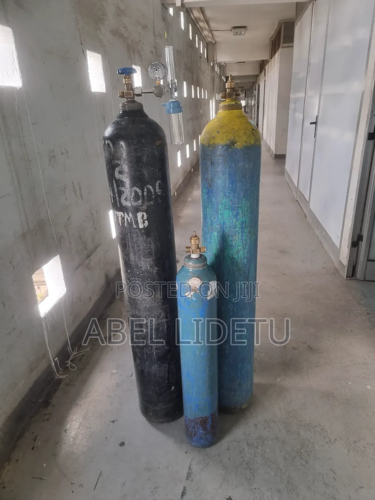 Medical Oxygen Cylinder With Heavy-Duty Brass Valve