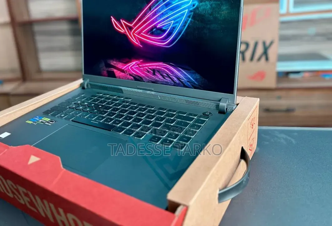 New Laptop Asus ROG Strix G16 G614 16GB Intel Core i7 SSD 1T