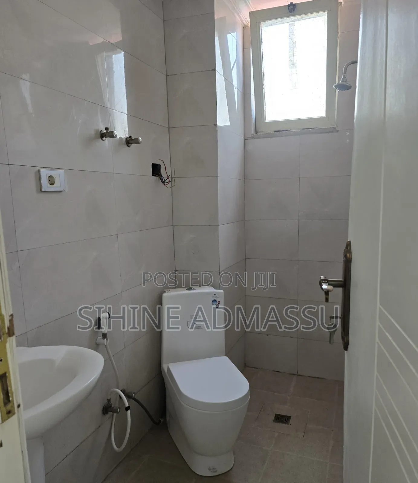 Furnished 3bdrm Condo in Ayat 1, Yeka for sale