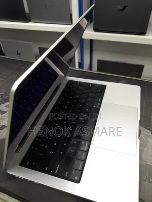 New Laptop Apple MacBook Pro 2021 M1 16GB Apple M1 SSD 512GB