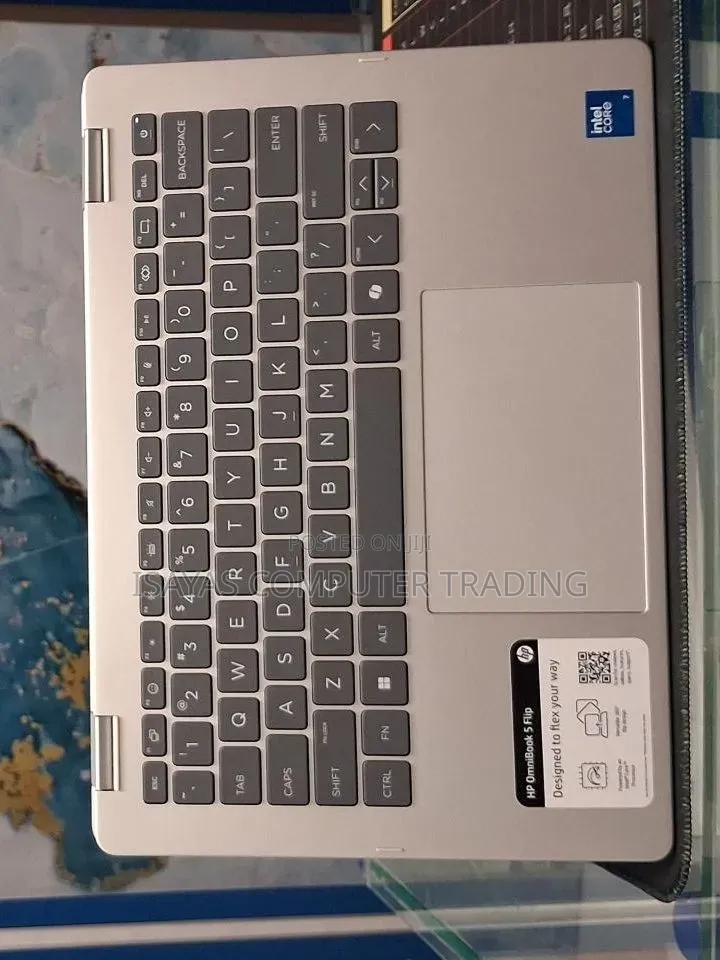 New Laptop HP OmniBook 5 14" 16GB Intel Core 7 SSD 512GB