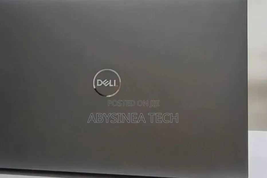 New Laptop Dell Precision 5550 16GB Intel Core i7 SSD 512GB