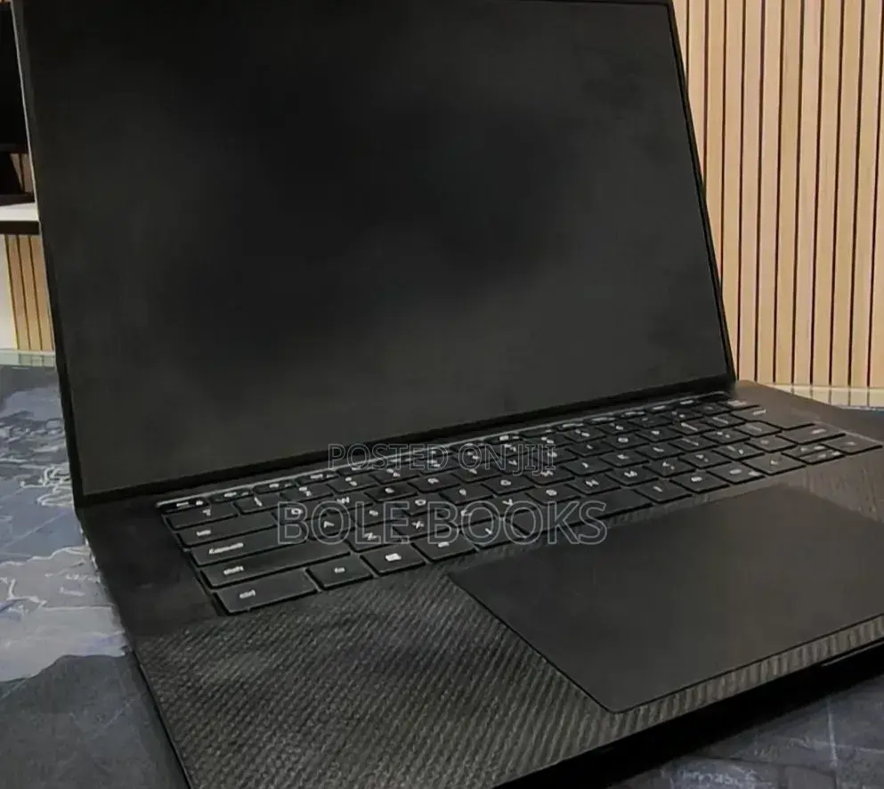 New Laptop Dell Precision 5550 16GB Intel Core i7 SSD 512GB
