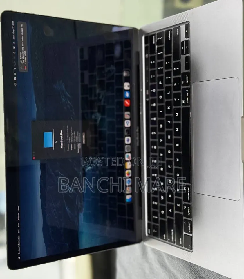 New Laptop Apple MacBook Pro 2020 8GB Intel Core i5 SSD 256GB