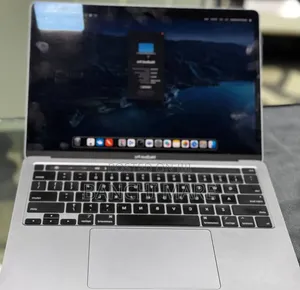 New Laptop Apple MacBook Pro 2020 8GB Intel Core i5 SSD 256GB