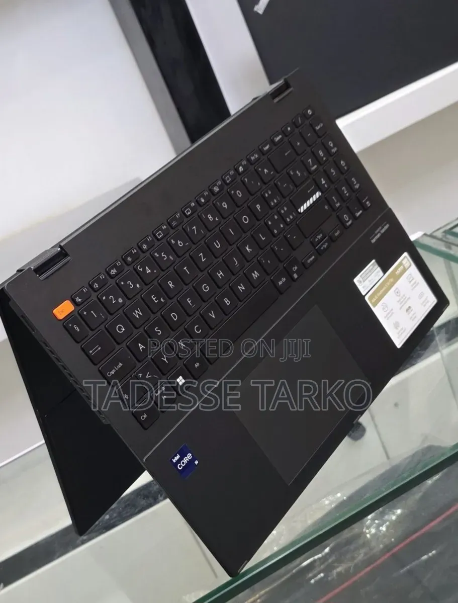 New Laptop Asus Vivobook 16 16GB Intel Core i9 SSD 1T