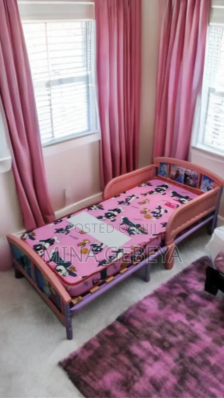 Adorable Baby/Kids Bed