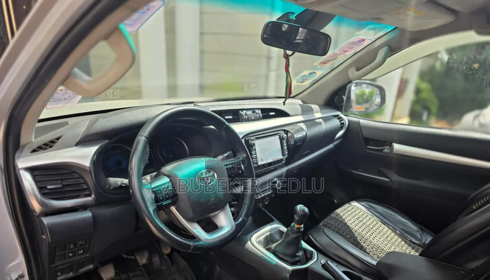 Toyota Hilux 2017 Silver