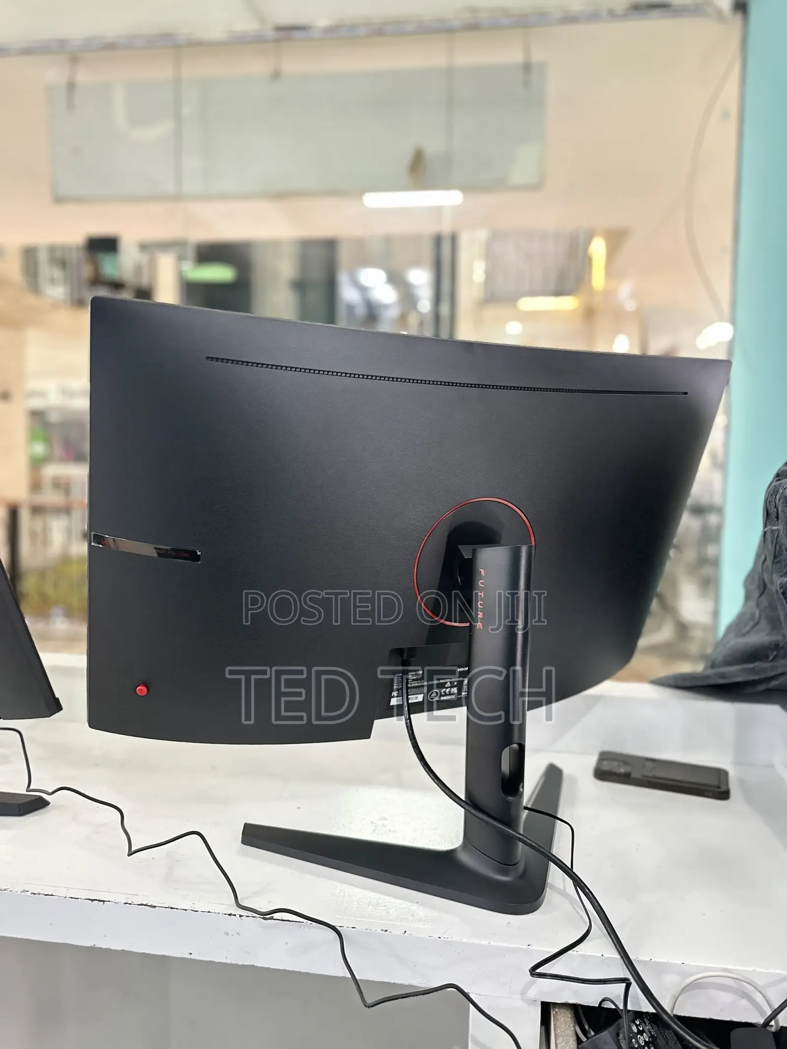  Koorui 32e6qc – 32”