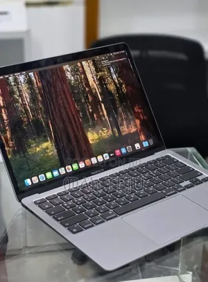New Laptop Apple MacBook Air 2020 M1 8GB Intel Core M SSD 256GB