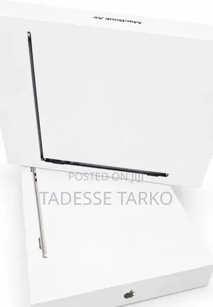 New Laptop Apple MacBook Air 2026 M5 16GB Apple M5 SSD 512GB