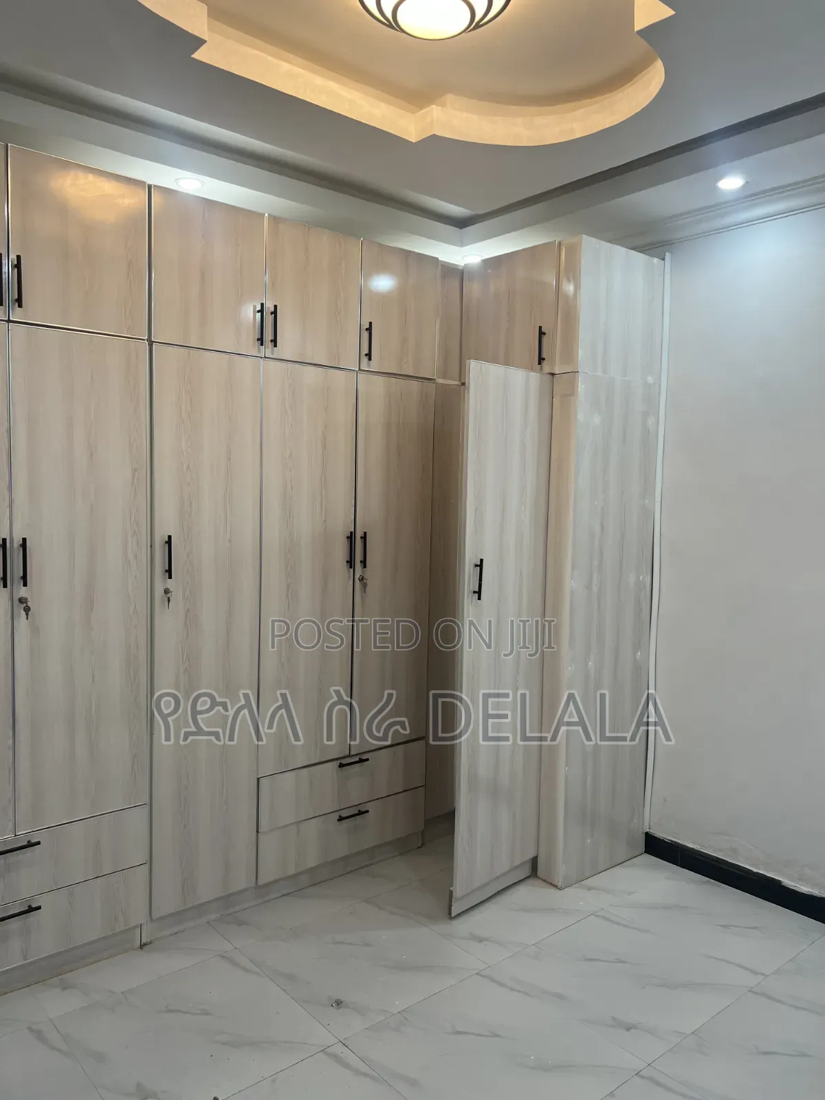 Furnished 3bdrm Condo in አየት, Bole for rent