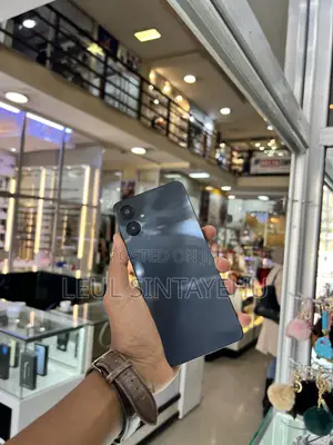 Samsung Galaxy A06 64 GB