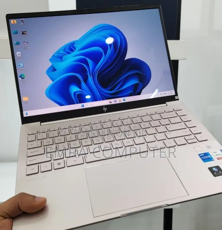 New Laptop HP 16GB Intel Core i5 SSD 1T