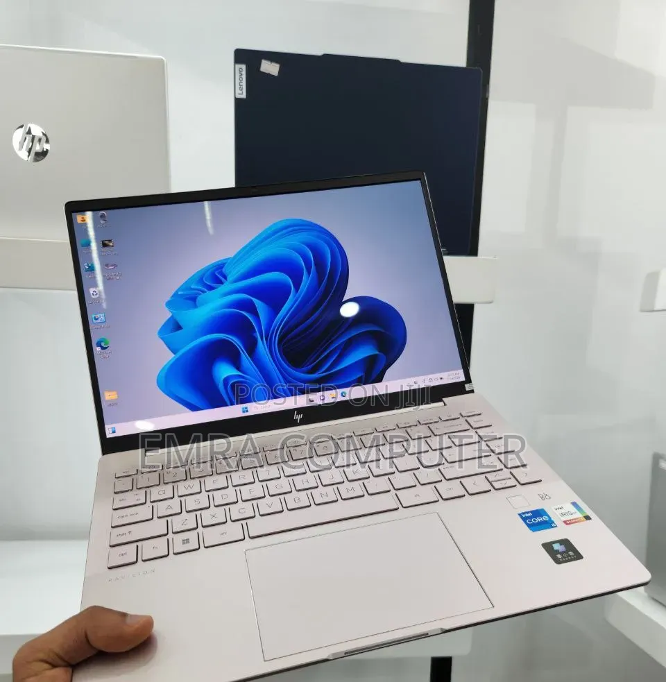 New Laptop HP 16GB Intel Core i5 SSD 1T