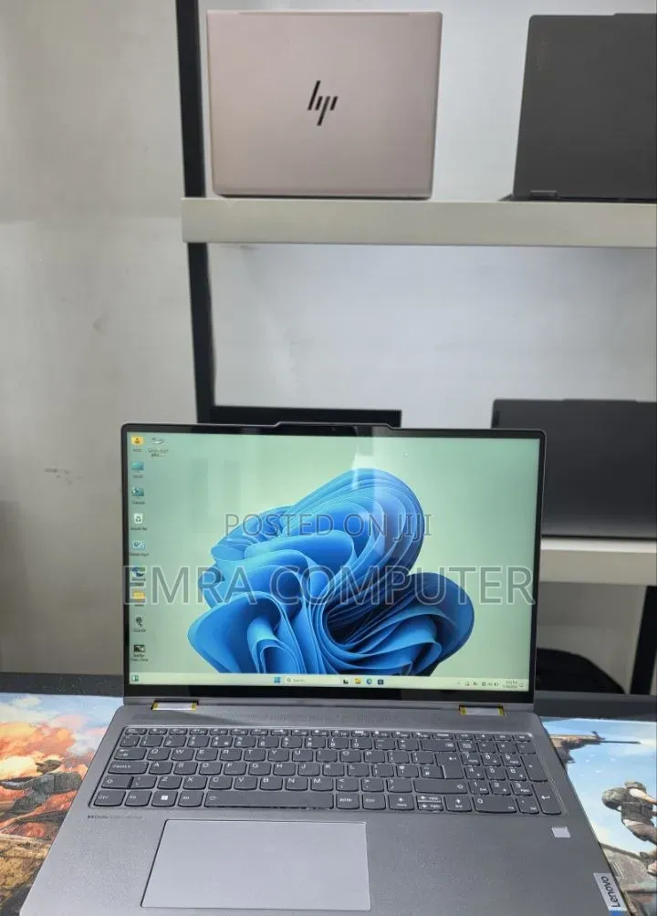 New Laptop Lenovo 16GB AMD Ryzen 7 SSD 512GB