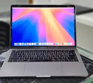 New Laptop Apple MacBook Pro 2019 16GB Intel Core i7 SSD 256GB