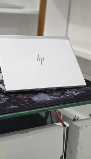 New Laptop HP EliteBook 845 G8 16GB AMD Ryzen 7 SSD 512GB