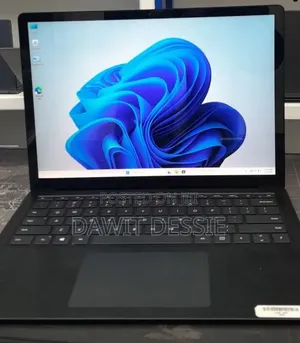 New Laptop Microsoft Surface 16GB Intel Core i7 SSD 512GB