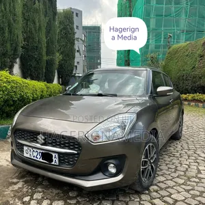 Suzuki Swift 2022 Gray
