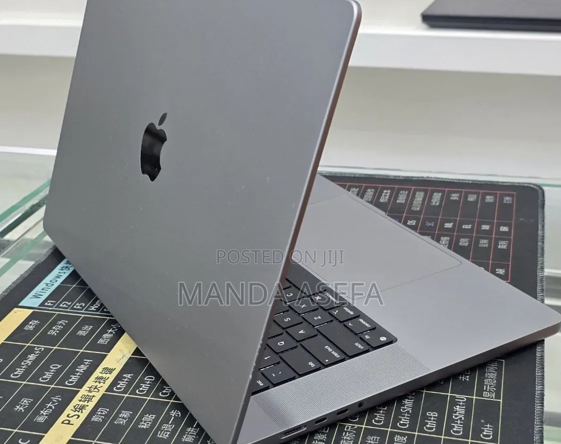 New Laptop Apple MacBook Pro 2021 M1 Max 32GB Apple M1 Max SSD 1T