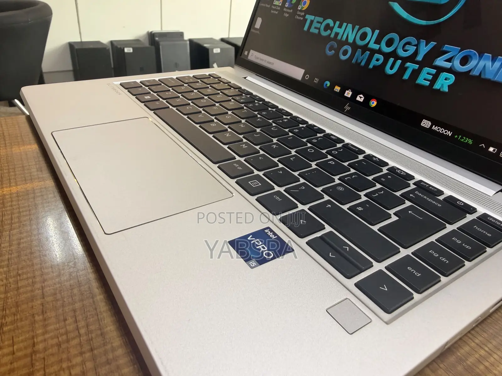New Laptop HP EliteBook 640 G10 16GB Intel Core i5 SSD 512GB