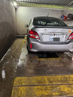 Mitsubishi Attrage 2022 Gray