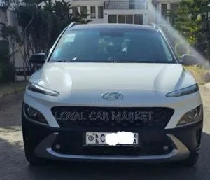 Hyundai Kona 2022 White